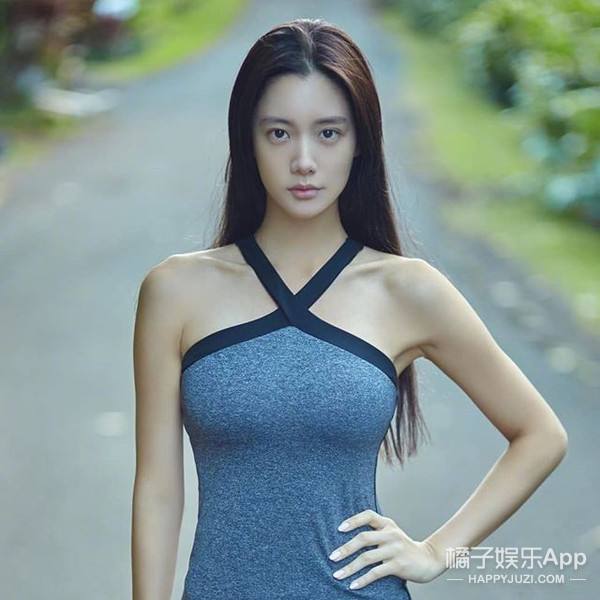 凹凸曼大作战官方下载